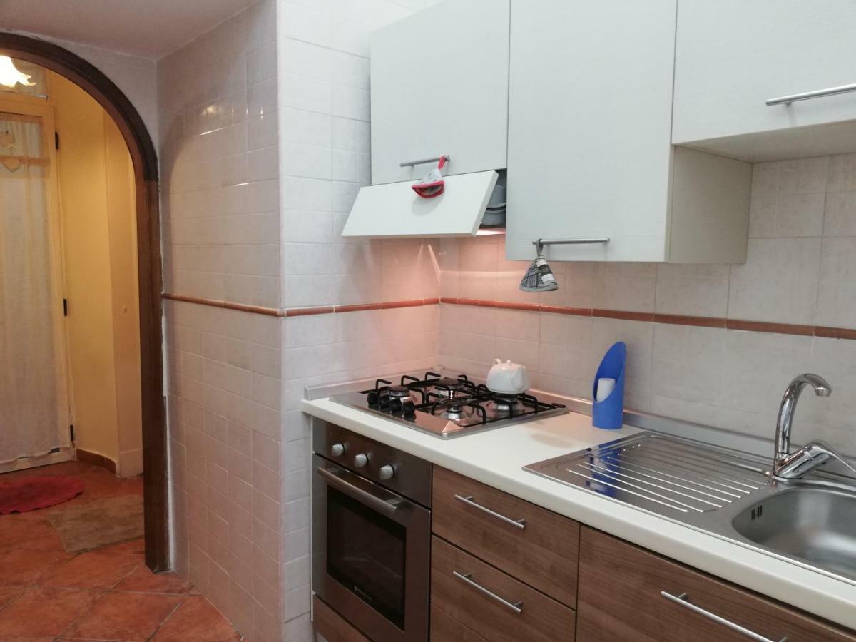 Casa Lillina A Toledo , Near Piazza Del Plebiscito Apartment เนเปิลส์ ภายนอก รูปภาพ